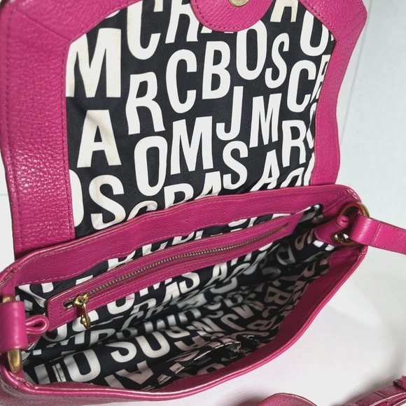 Marc by Marc Jacobs Vintage Fuchsia Pink Leather Spell Out Lining Crossbody Bag - Picture 5 of 16
